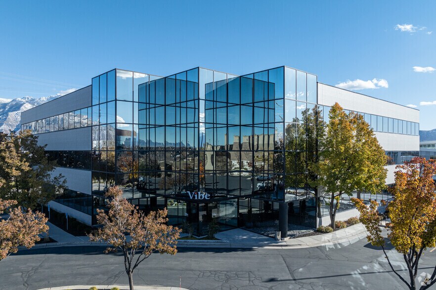 Primary Photo Of 10542 S Jordan Gtwy, South Jordan Loft Creative Space For Lease