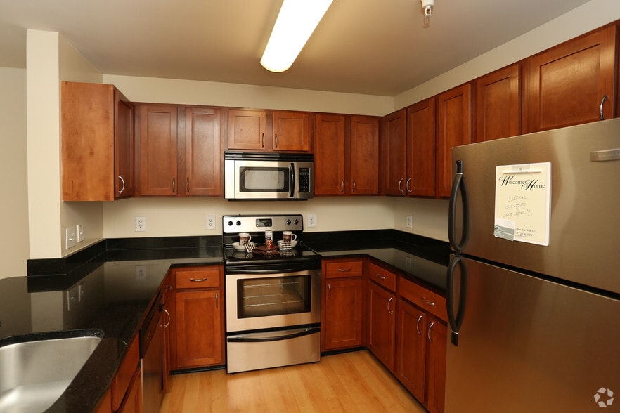 More Photos Of 10095 Washington Blvd, Laurel Apartments For Lease