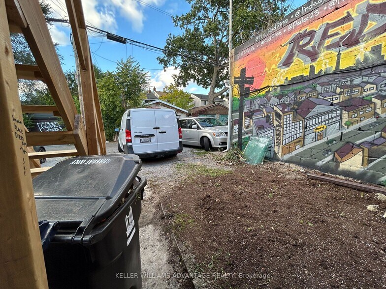 More Photos Of 1974 Danforth Ave, Toronto Storefront For Lease