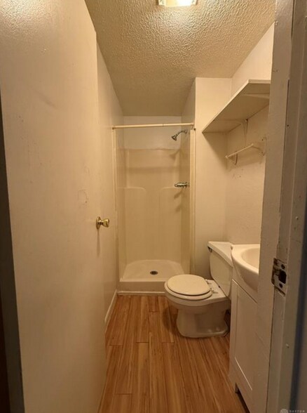 More Photos Of 2005 Wayne Ave, Dayton Apartments For Sale