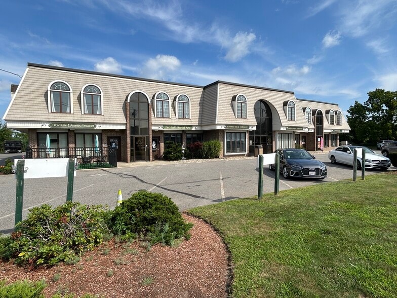 Primary Photo Of 1060 Osgood St, North Andover Storefront Retail Office For Lease