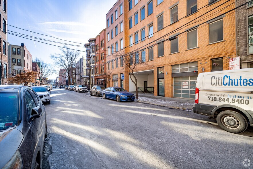 More Photos Of 144-148 N 10th St, Brooklyn Apartments For Lease
