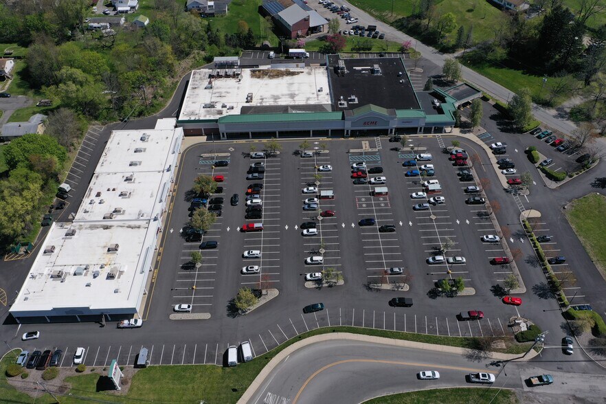 More Photos Of 455 State Rt 23, Wantage Supermarket For Lease