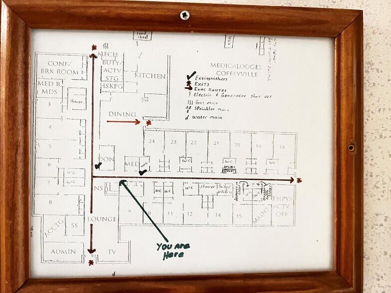 More Photos Of 720 W 1st St, Coffeyville Healthcare For Sale