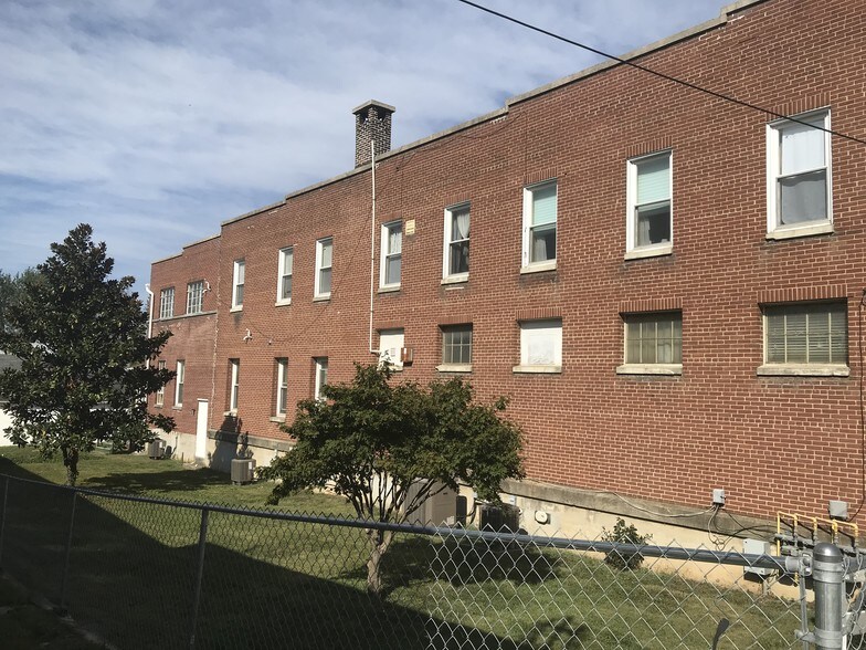 More Photos Of 1210 Main St, Hampstead Apartments For Sale