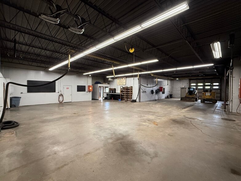 More Photos Of 4453 Sycamore Rd, Cincinnati Service For Lease