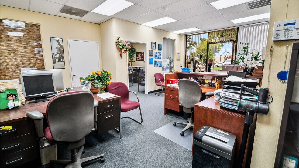 More Photos Of 18331 Gridley Rd, Cerritos Medical For Lease