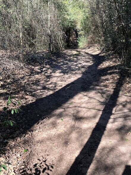 More Photos Of 9278 N Highway 77, Lexington Flex For Sale