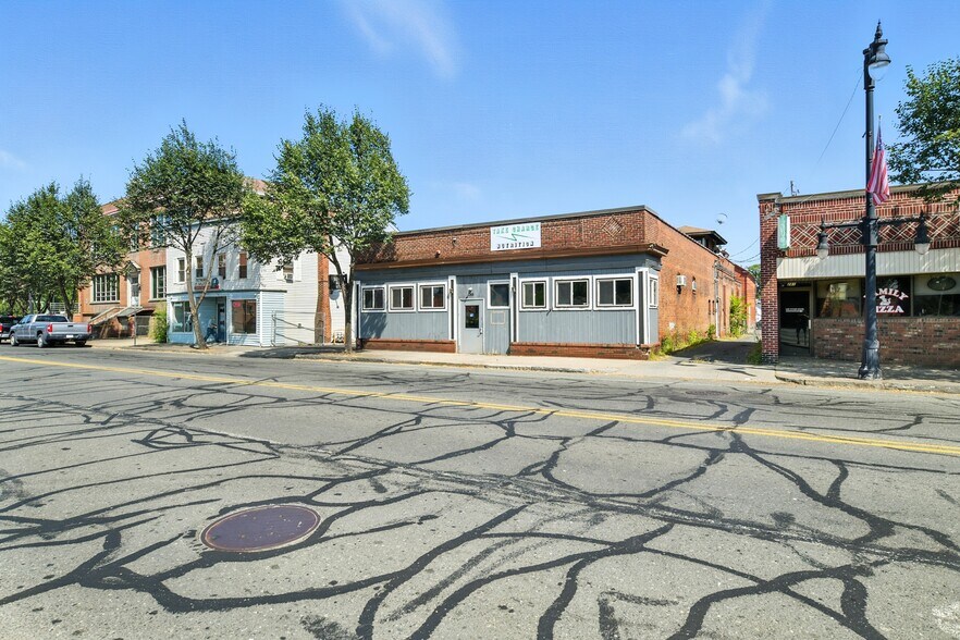 More Photos Of 285 Elm St, Westfield Storefront Retail Residential For Sale