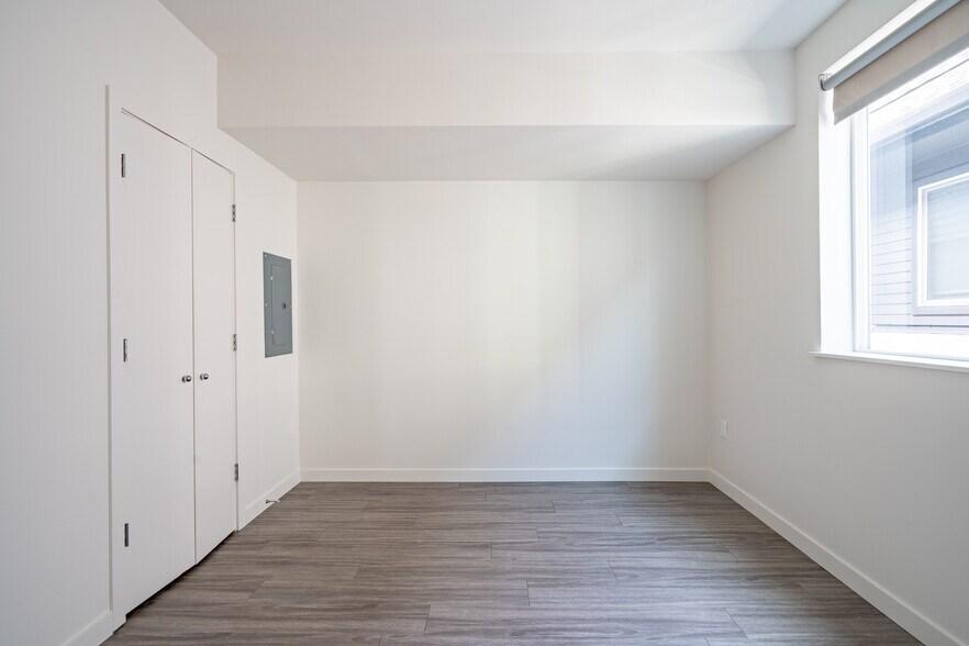 More Photos Of 4620 N Maryland Ave, Portland Apartments For Sale