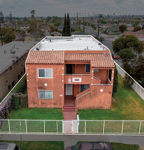 More Photos Of 1152 W 88th St, Los Angeles Apartments For Sale