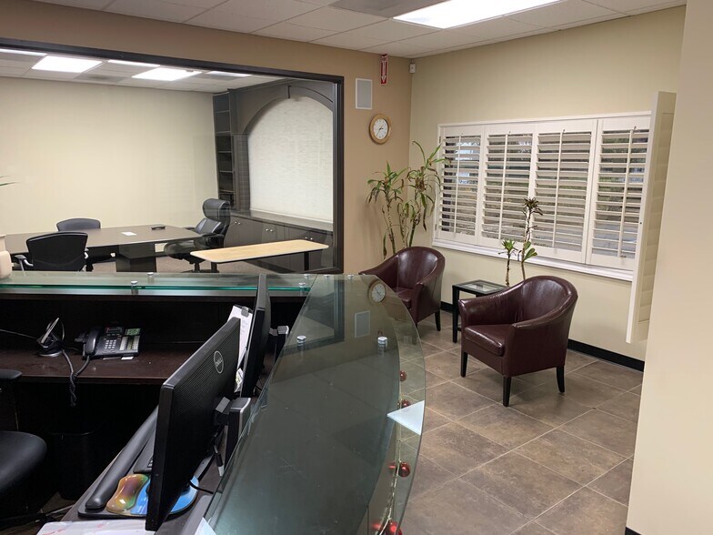More Photos Of 1020 Aileen St, Lafayette Office Residential For Lease