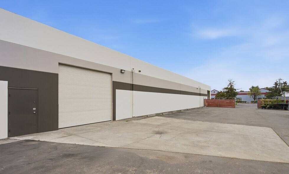More Photos Of 570 Parrott St, San Jose Warehouse For Lease