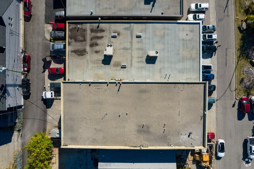 More Photos Of 3624 Burnsland Rd SE, Calgary Warehouse For Sale