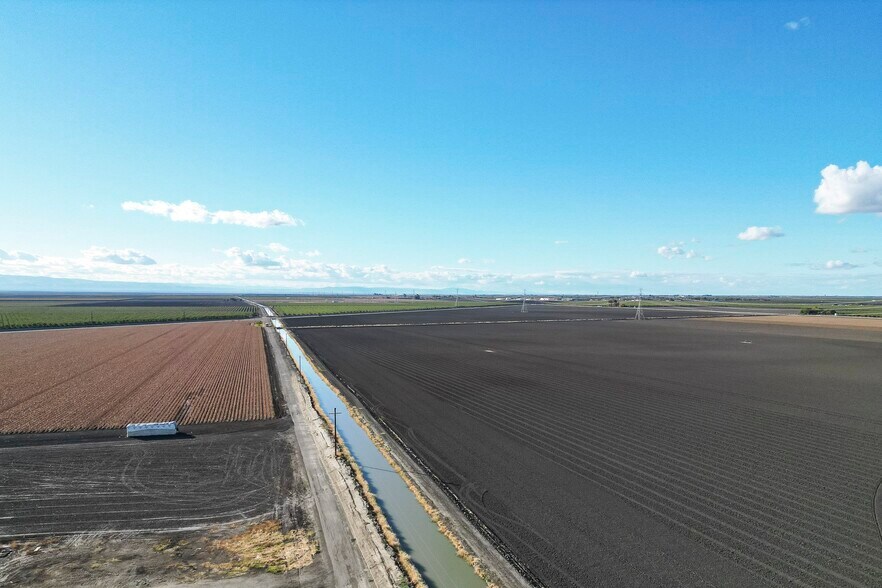 More Photos Of 9460 S Yuba Ave, San Joaquin Land For Sale