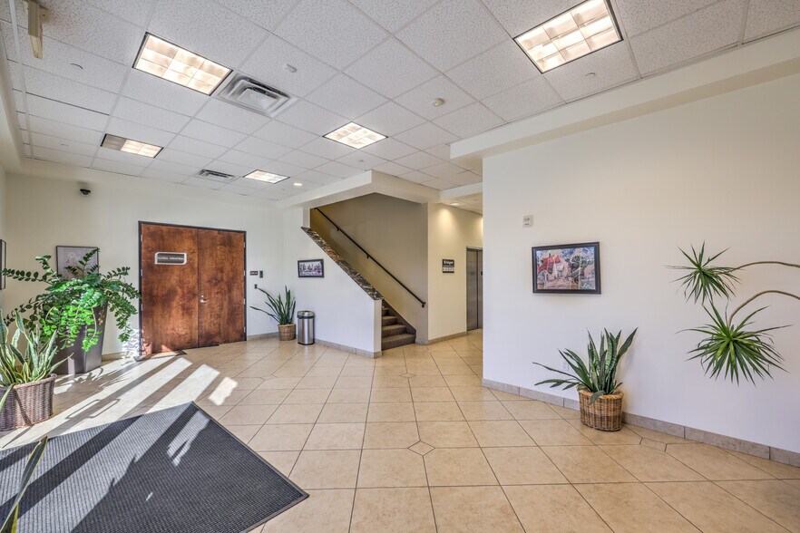 More Photos Of 2560 Anthem Village Dr, Henderson Medical For Lease