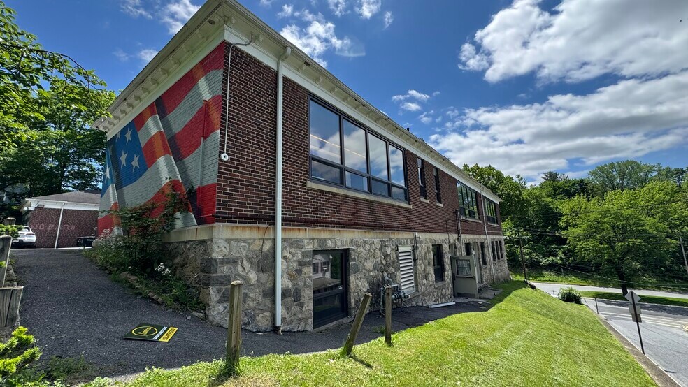 More Photos Of 1 Fairview Ave, Phillipsburg Office For Sale