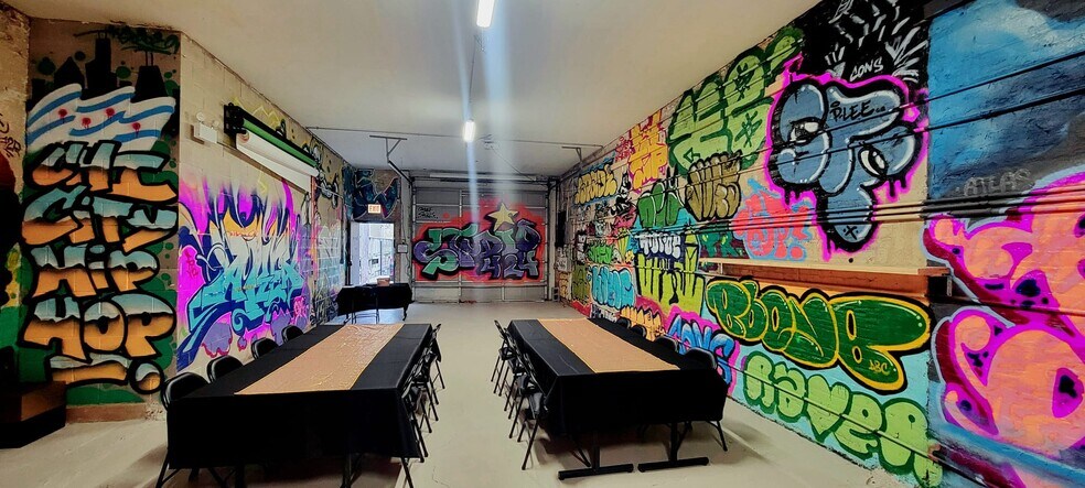 More Photos Of 1415 N Ashland Ave, Chicago Storefront Retail Residential For Lease
