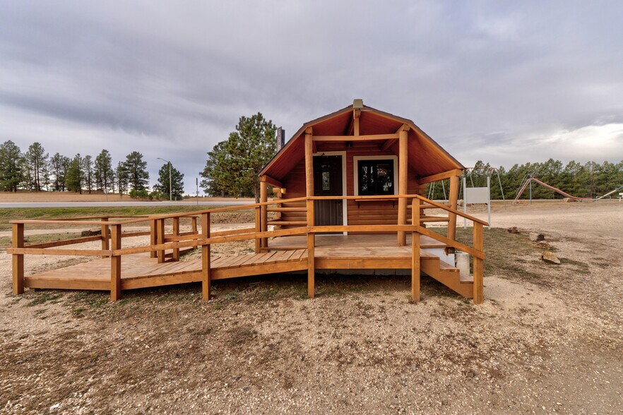 More Photos Of 1116 N 5th St, Custer Trailer Camper Park For Sale