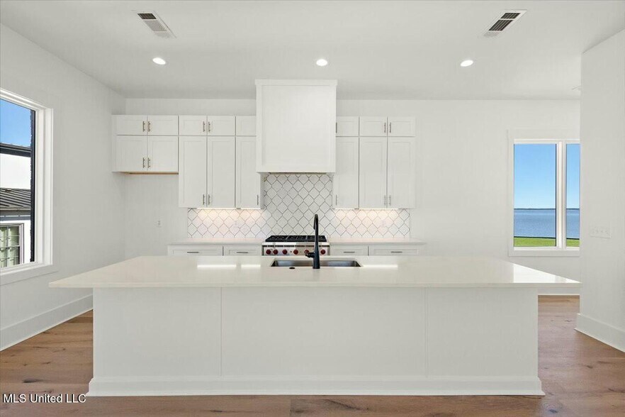 More Photos Of 253 N Natchez Dr, Madison Apartments For Sale