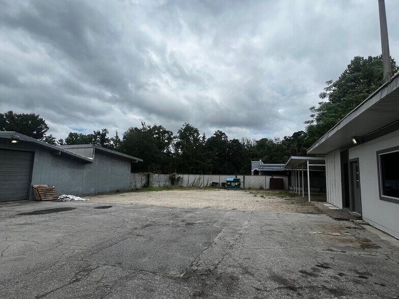 More Photos Of 130 Arlington Rd S, Jacksonville Flex For Lease