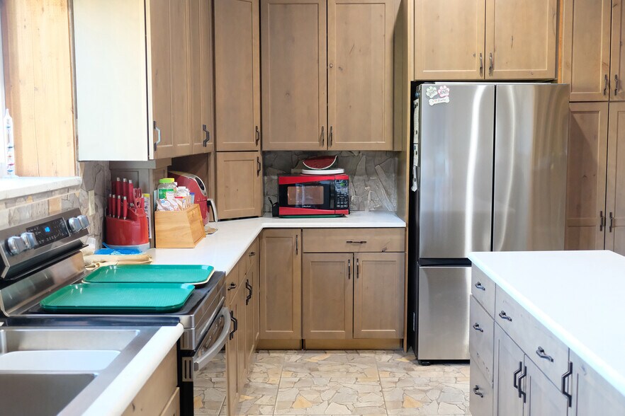 More Photos Of 5271 US Highway 441 SE, Okeechobee Warehouse For Sale