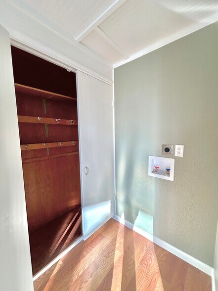 More Photos Of 927 27th St, San Leon Manufactured Housing Mobile Home Park For Sale