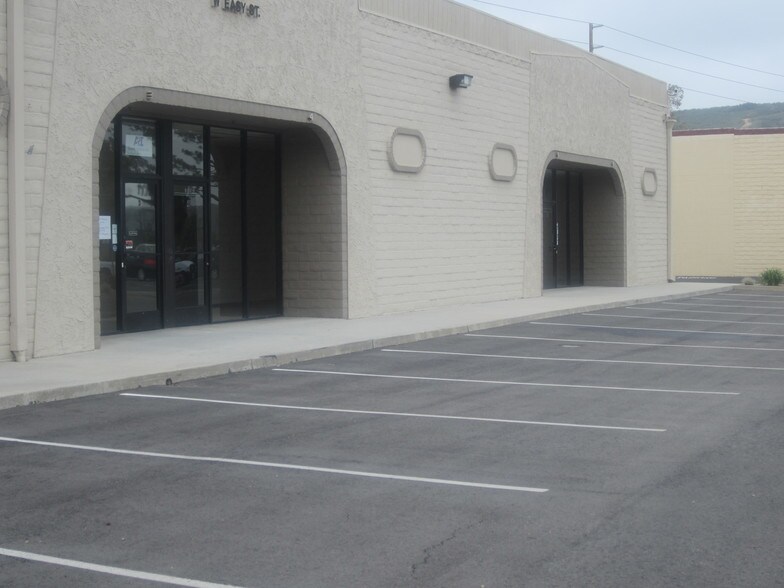 Primary Photo Of 80 W Easy St, Simi Valley Warehouse For Lease