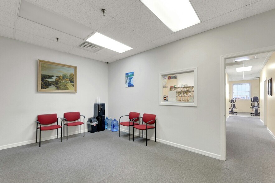 More Photos Of 1033 Clifton Ave, Clifton Medical For Sale