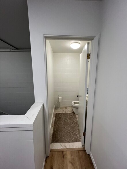 More Photos Of 735 Stocker Rd, Big Bear Lake Storefront Retail Office For Lease