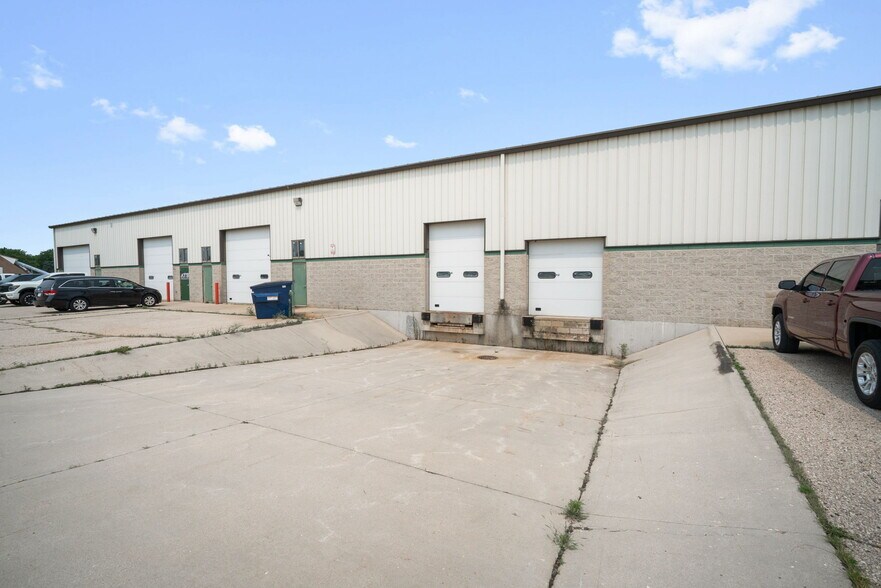 More Photos Of 6417 Stockhausen Ln, West Bend Light Manufacturing For Sale
