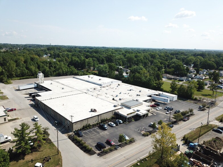 More Photos Of 7660 School Rd, Cincinnati Warehouse For Lease