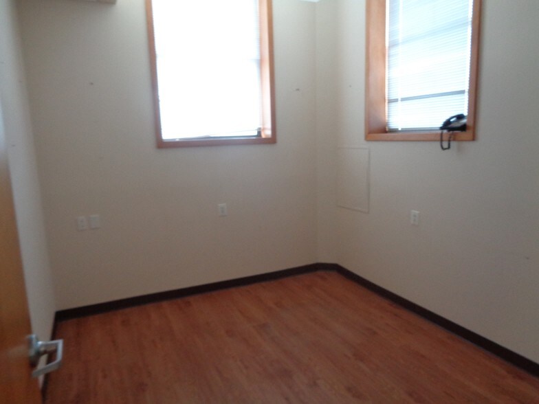 More Photos Of 501 Washington St, Conshohocken Warehouse For Sale