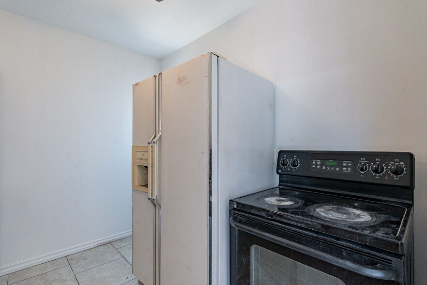 More Photos Of 3115 N 55th Ave, Phoenix Apartments For Sale