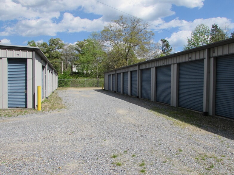 More Photos Of 323 GA-325, Blairsville Self Storage For Sale