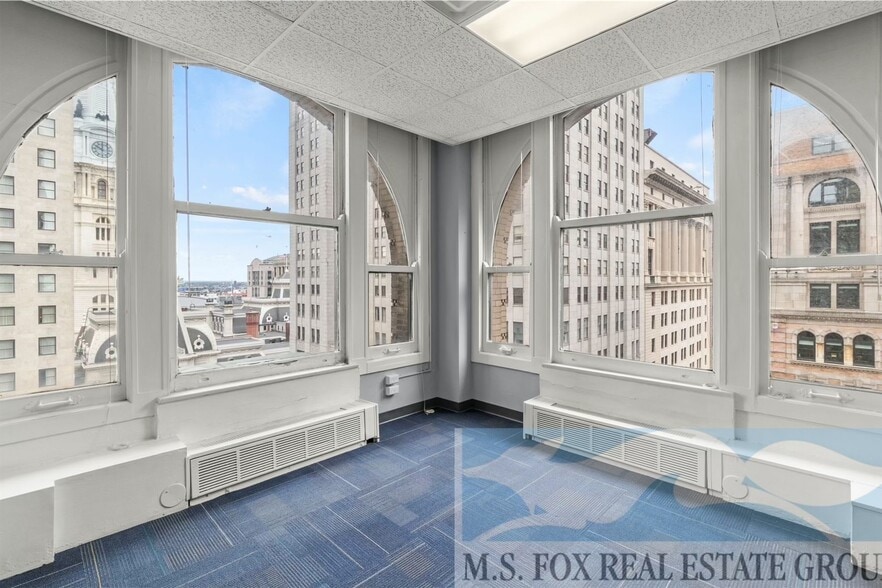 More Photos Of 100 S Broad St, Philadelphia Office For Lease