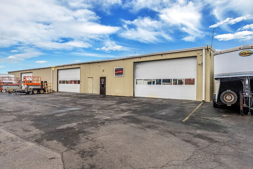 More Photos Of 1595 Route 112, Port Jefferson Station Warehouse For Lease