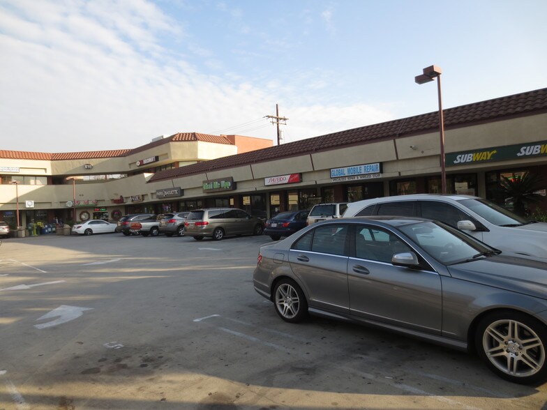 More Photos Of 818 N Pacific Ave, Glendale General Retail For Lease