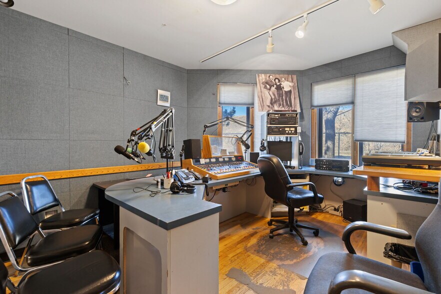 More Photos Of 4700 Walnut St, Boulder Office For Sale