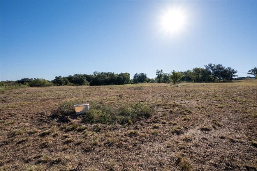 More Photos Of 1401 E Washington St, Stephenville Land For Sale