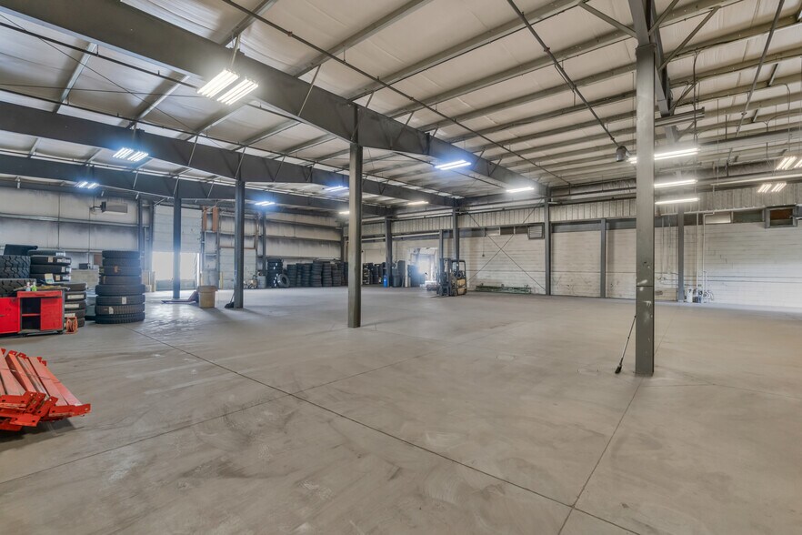 More Photos Of 38 Rainbow Ln, Sanford Warehouse For Sale