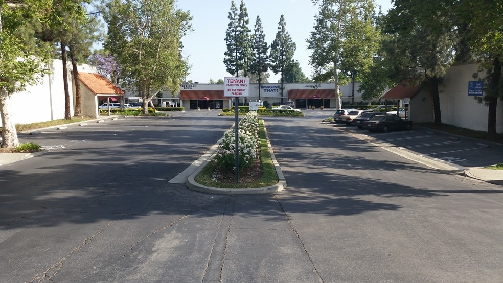 More Photos Of 1308-1316 W 9th St, Upland Warehouse For Lease
