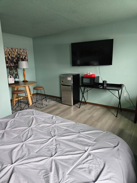 More Photos Of 300 Highway 7, Clara City Hotel For Sale