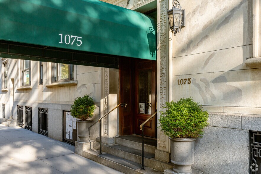 More Photos Of 1069-1075 Park Ave, New York Apartments For Sale