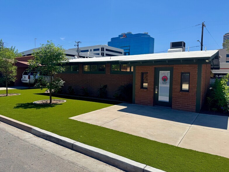 More Photos Of 51 E Monterey Way, Phoenix Medical For Lease