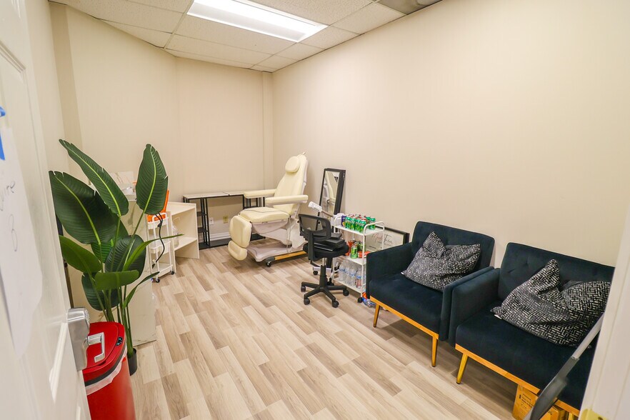 More Photos Of 13131 Champions Dr, Houston Medical For Lease