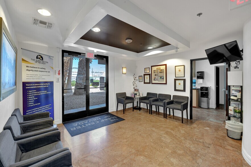 More Photos Of 5701 W Charleston Blvd, Las Vegas Medical For Sale