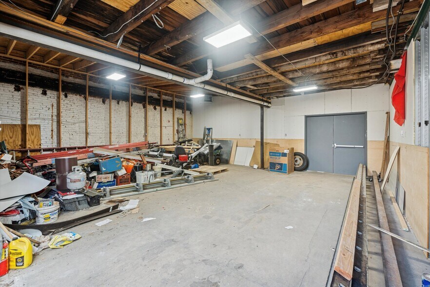 More Photos Of 3605 Salmon St, Philadelphia Industrial For Lease