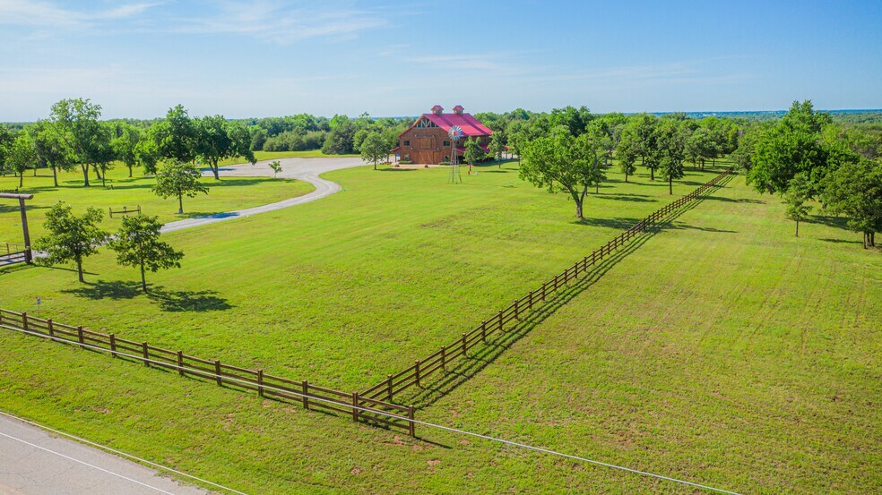 More Photos Of 347599 E 5400 Rd, Glencoe Lodge Meeting Hall For Sale