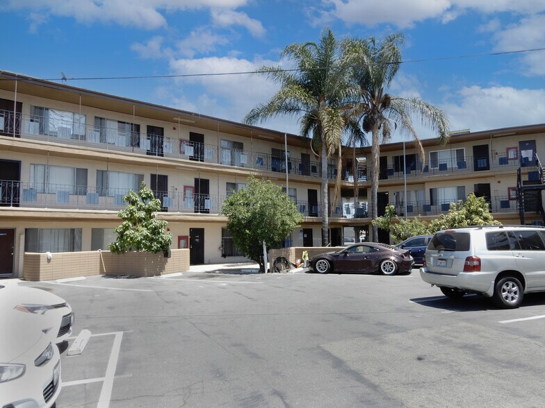 More Photos Of 10355 Long Beach Blvd, Lynwood Apartments For Sale
